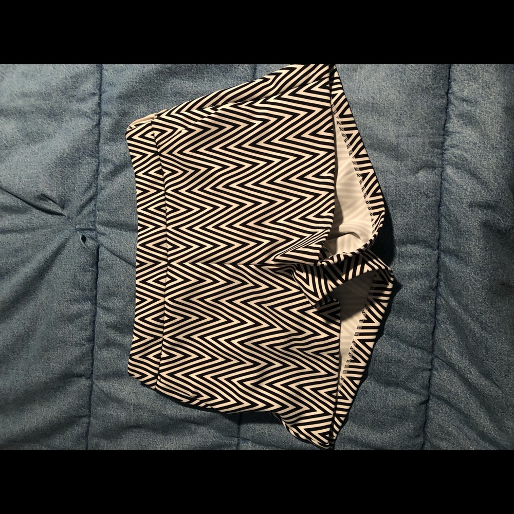 Patterned shorts